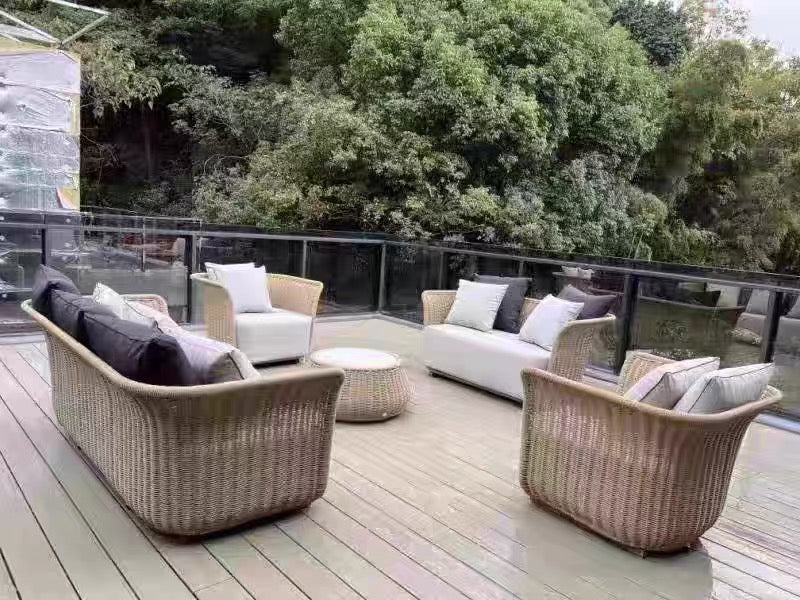 Luxurious Outdoor Furniture Wicker Sofa Rattan Chair Waterproof Furniture